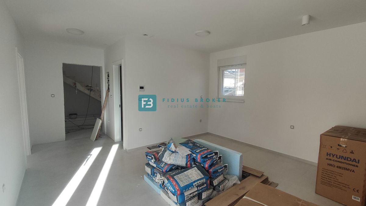 Flat For sale - ŠIBENSKO-KNINSKA VODICE