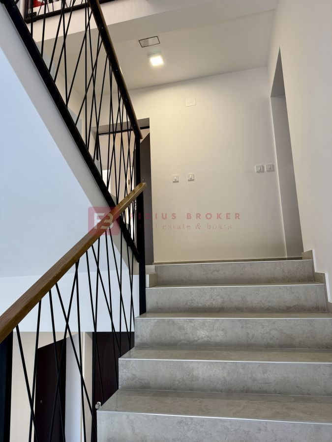 Flat For sale - ŠIBENSKO-KNINSKA VODICE