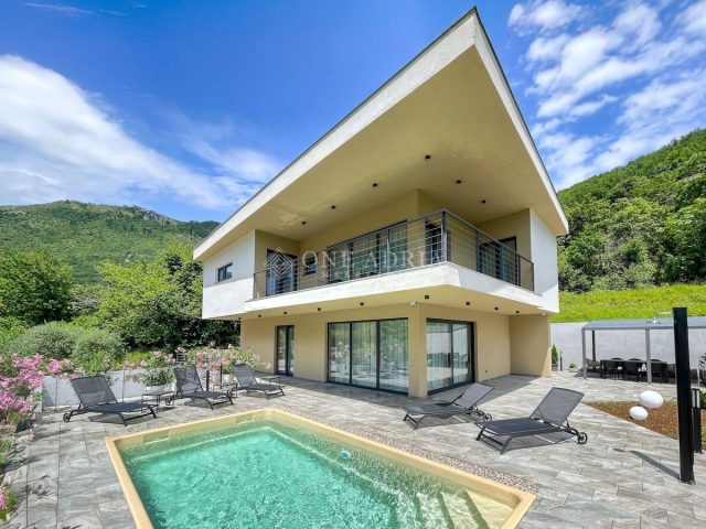House for rent 189 m² – Mošćenička Draga