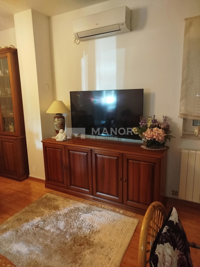 Flat For rent - PRIMORSKO-GORANSKA RIJEKA