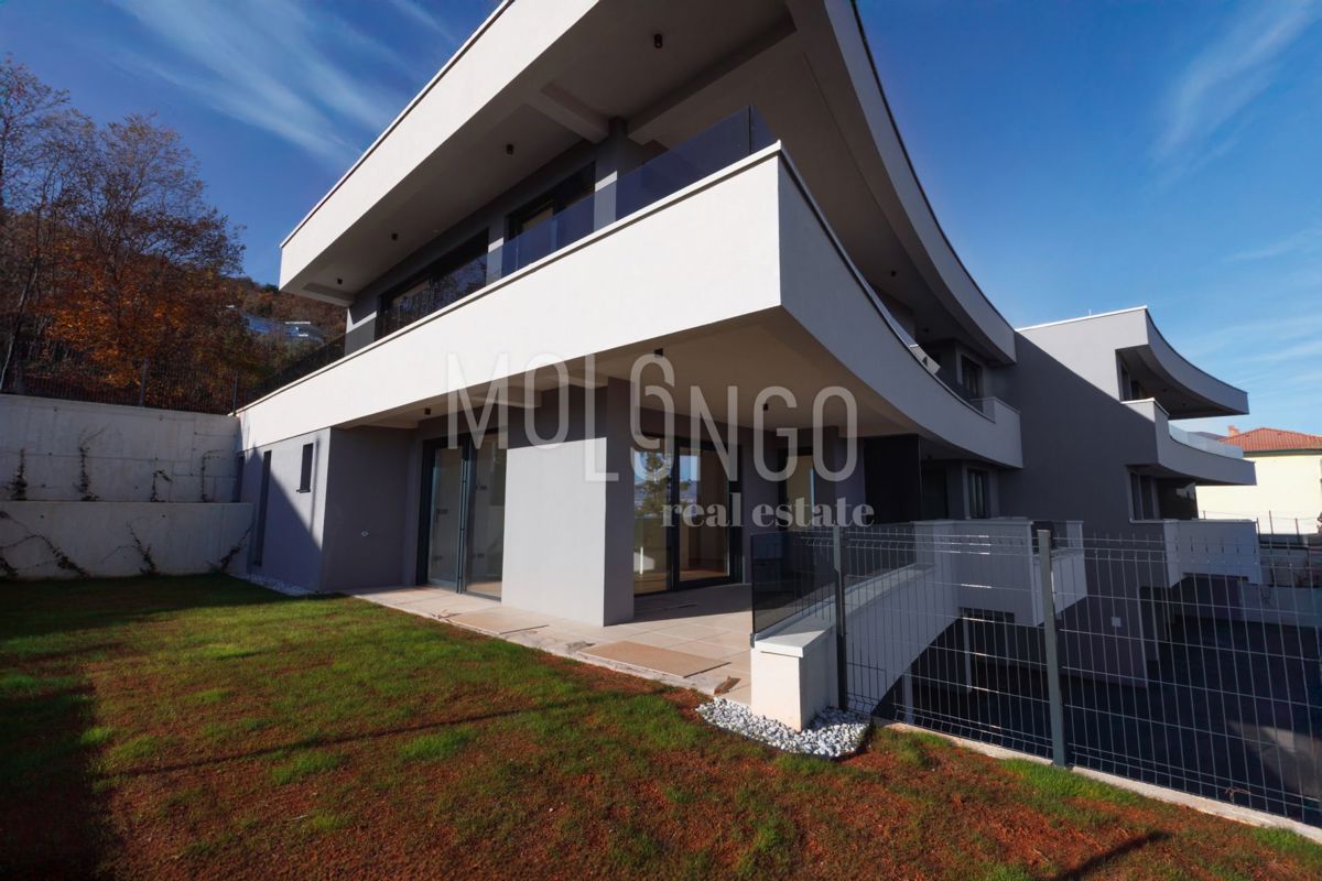 Flat For sale - PRIMORSKO-GORANSKA LOVRAN