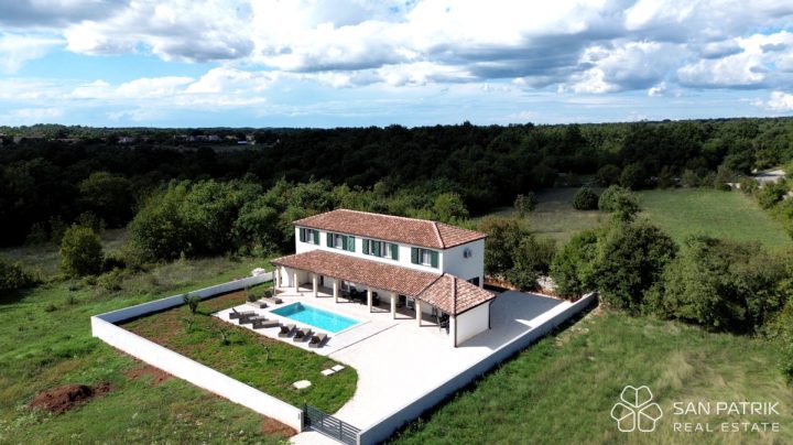 Dom na predaj 220 m² – Svetvinčenat