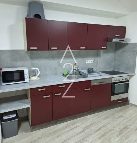 Dom na predaj 220 m² – Strahoninec