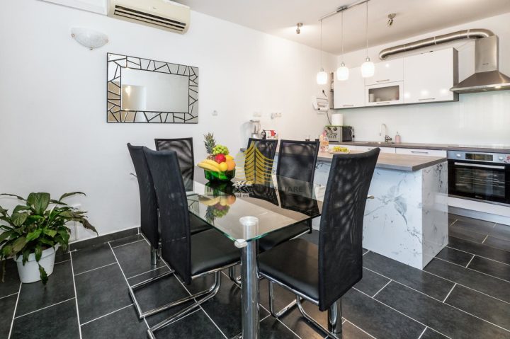 Apartment zu vermieten 90 m² – Split