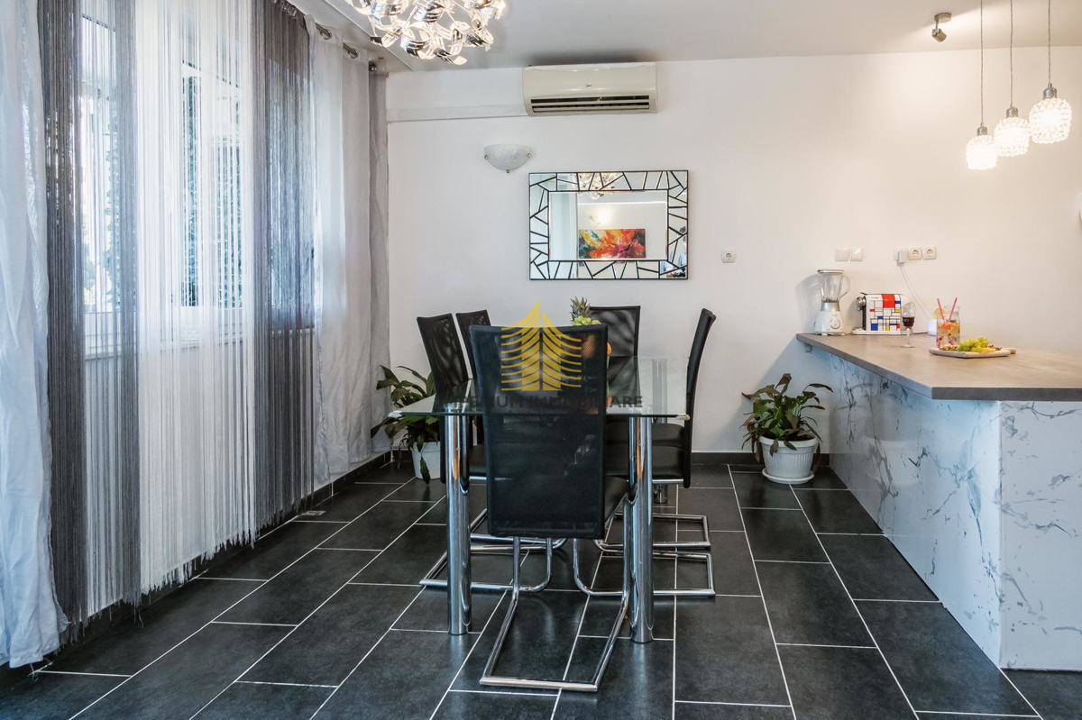 Apartma Za najem - SPLITSKO-DALMATINSKA SPLIT