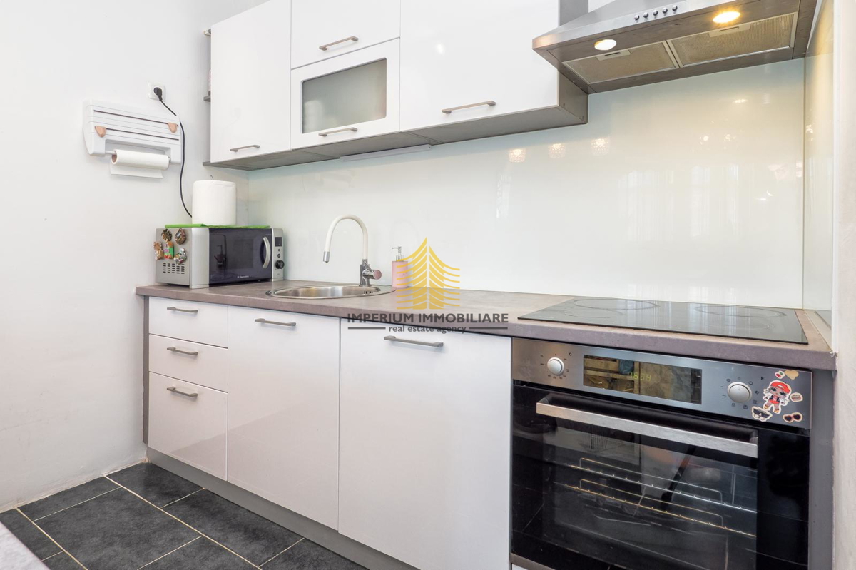 Apartma Za najem - SPLITSKO-DALMATINSKA SPLIT