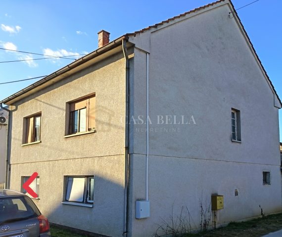 Dom na predaj 180 m² – Strahoninec