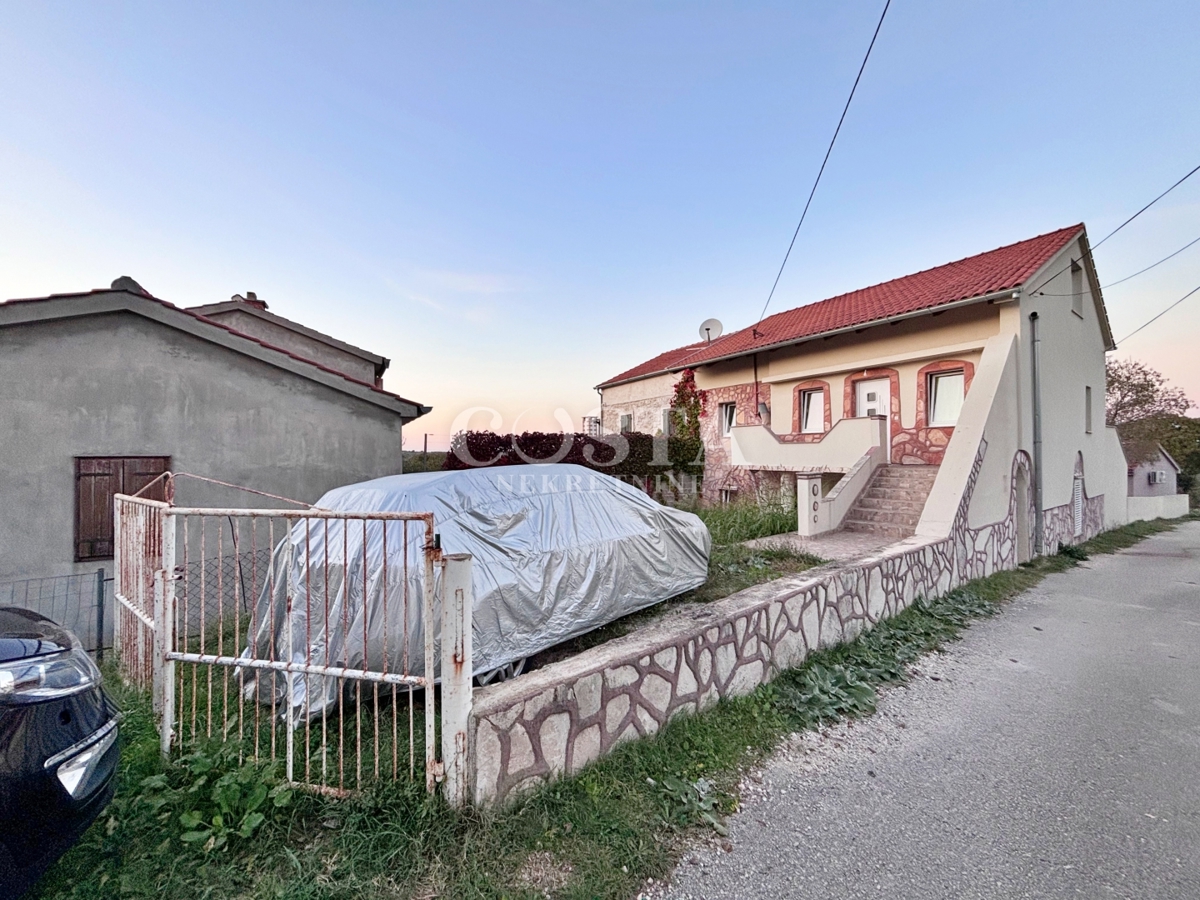 House For sale - ZADARSKA SUKOŠAN