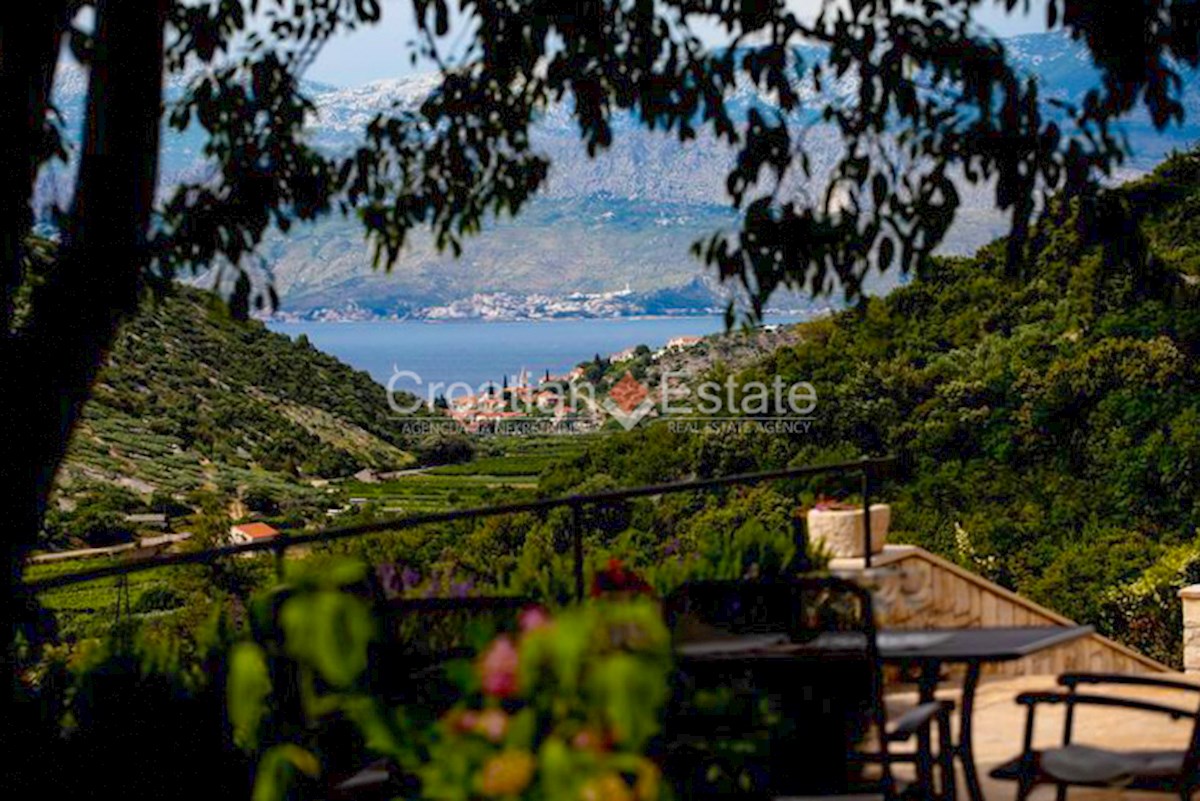 House For sale - SPLITSKO-DALMATINSKA BRAČ