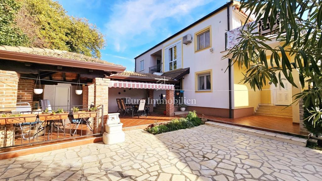 Haus Zu verkaufen - Istarska Poreč - foto 1/10