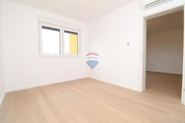 Apartma Naprodaj - Zagrebačka Velika Gorica - foto 5/13