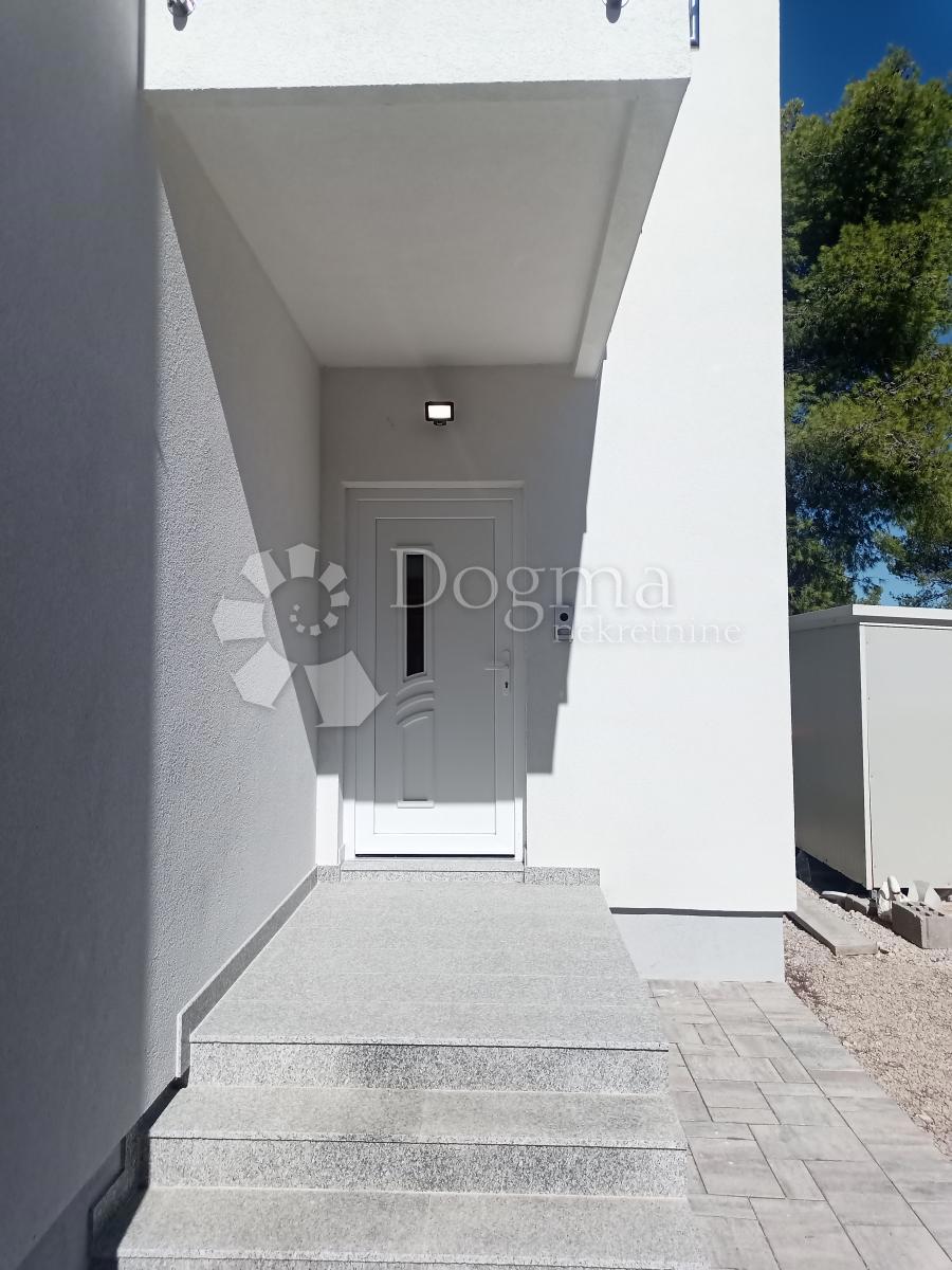 Flat For sale - ŠIBENSKO-KNINSKA VODICE