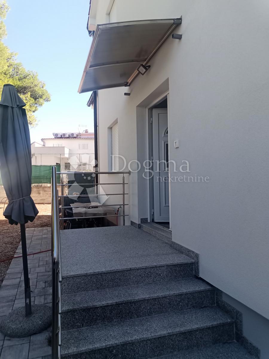 Flat For sale - ŠIBENSKO-KNINSKA VODICE