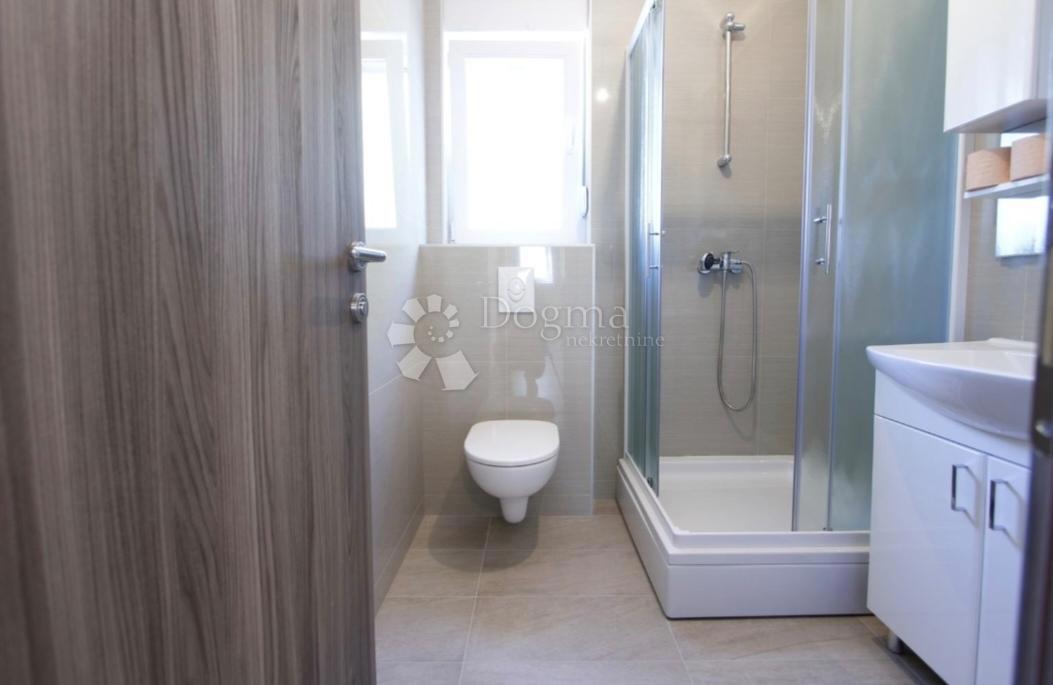 House For sale - ŠIBENSKO-KNINSKA VODICE