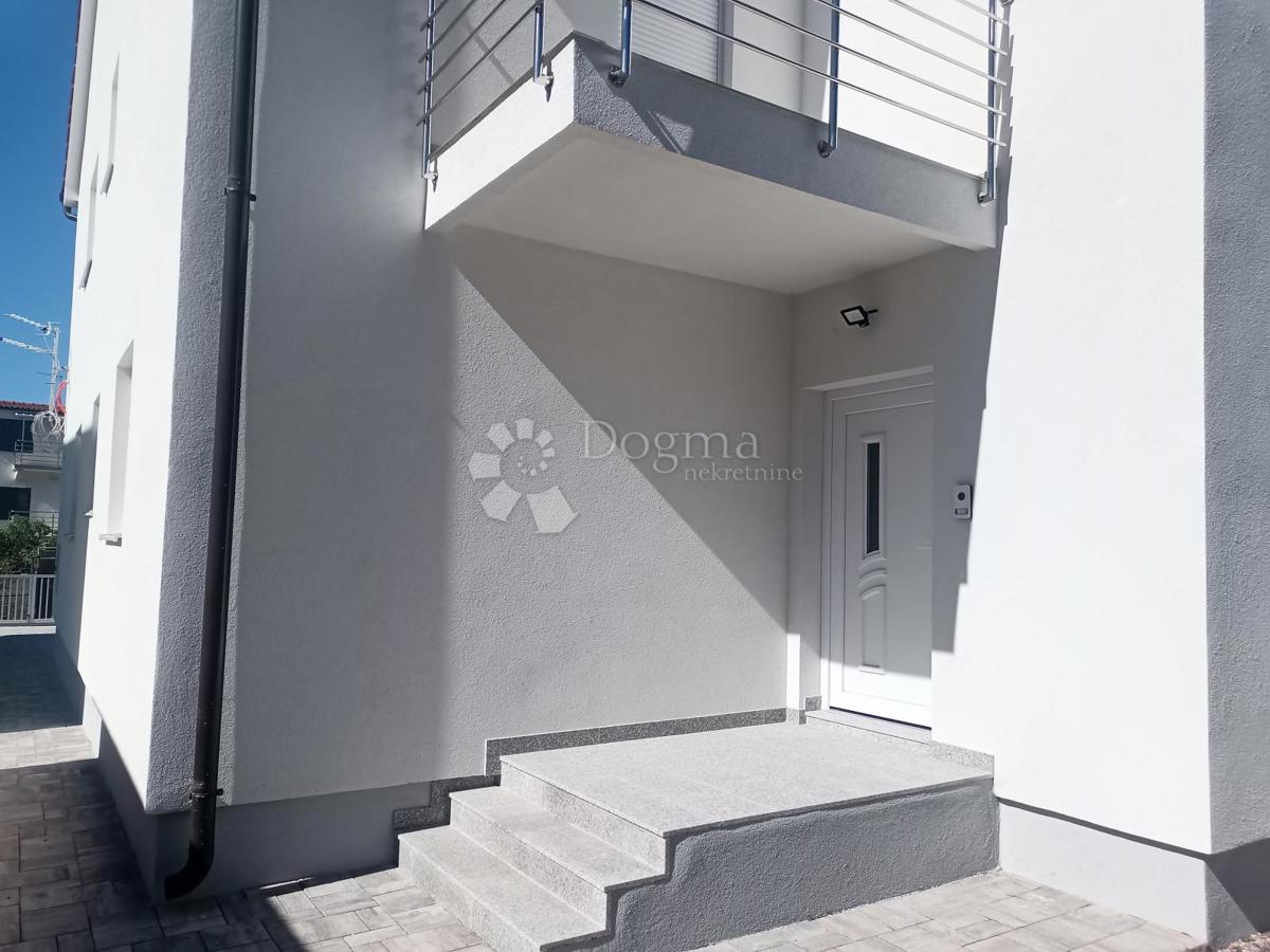 House For sale - ŠIBENSKO-KNINSKA VODICE