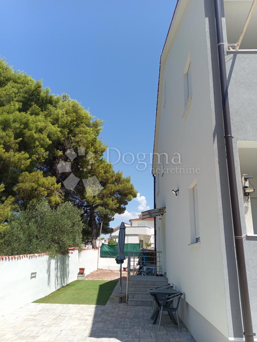House For sale - ŠIBENSKO-KNINSKA VODICE