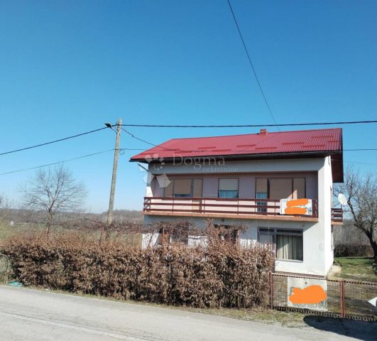 Casa in vendita 260 m² – Karlovac