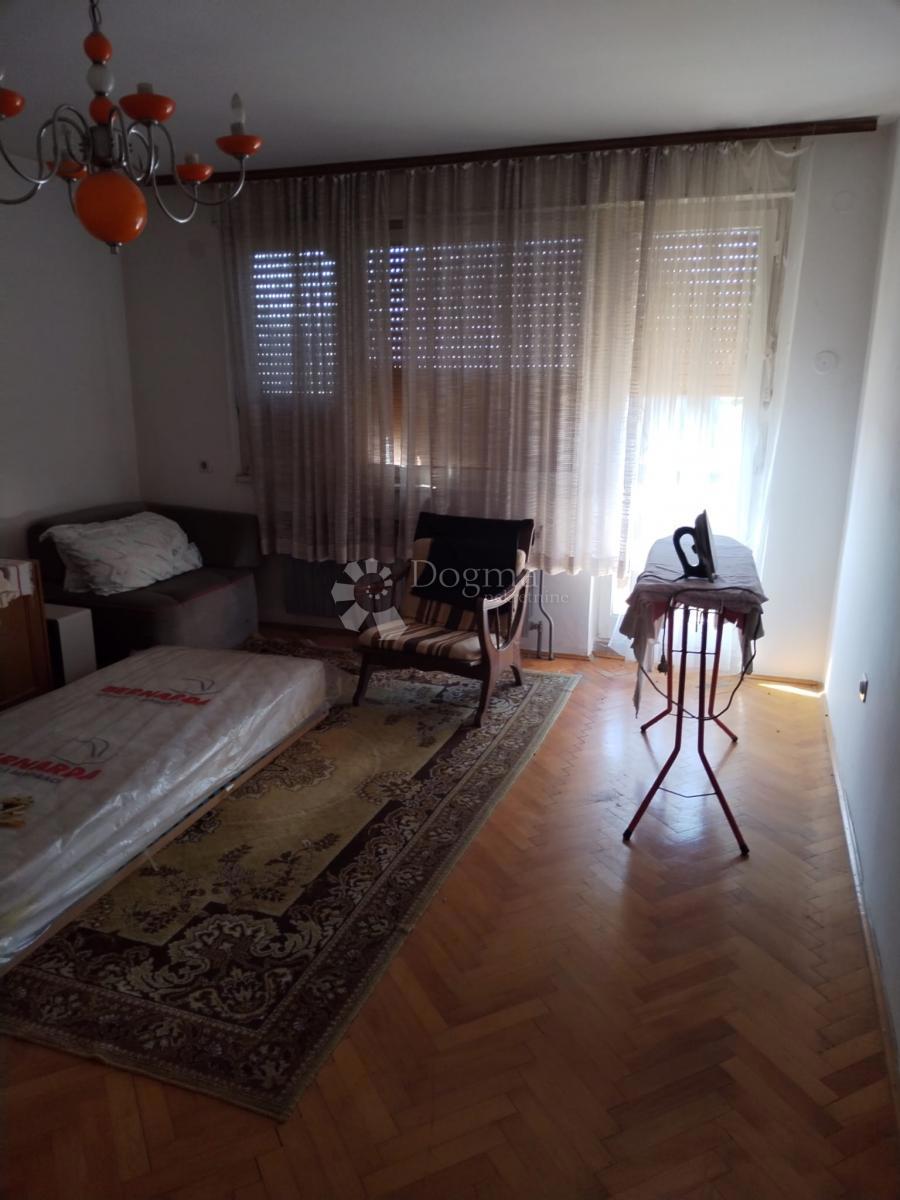 Kuća Na prodaju - KARLOVAČKA KARLOVAC