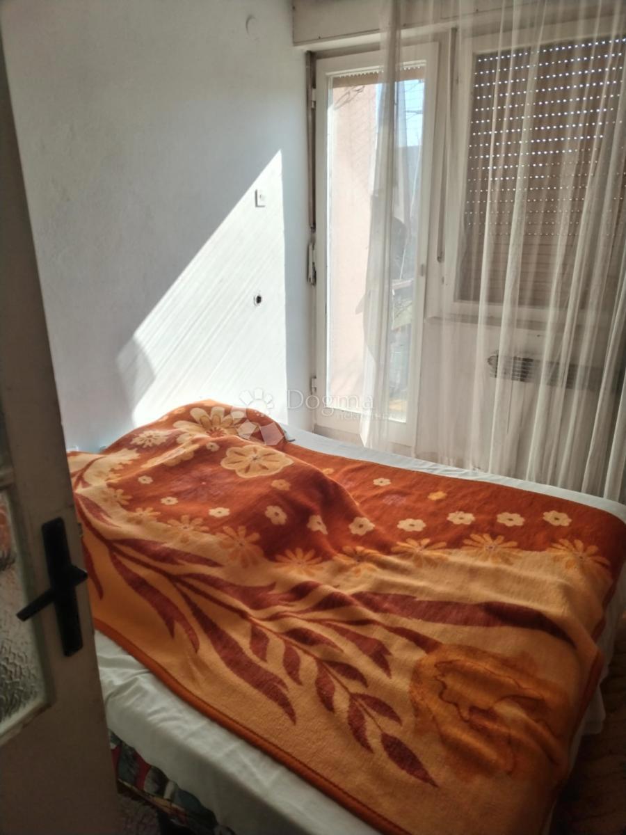 Kuća Na prodaju - KARLOVAČKA KARLOVAC