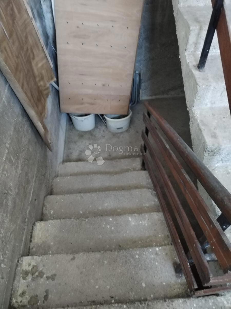 Kuća Na prodaju - KARLOVAČKA KARLOVAC