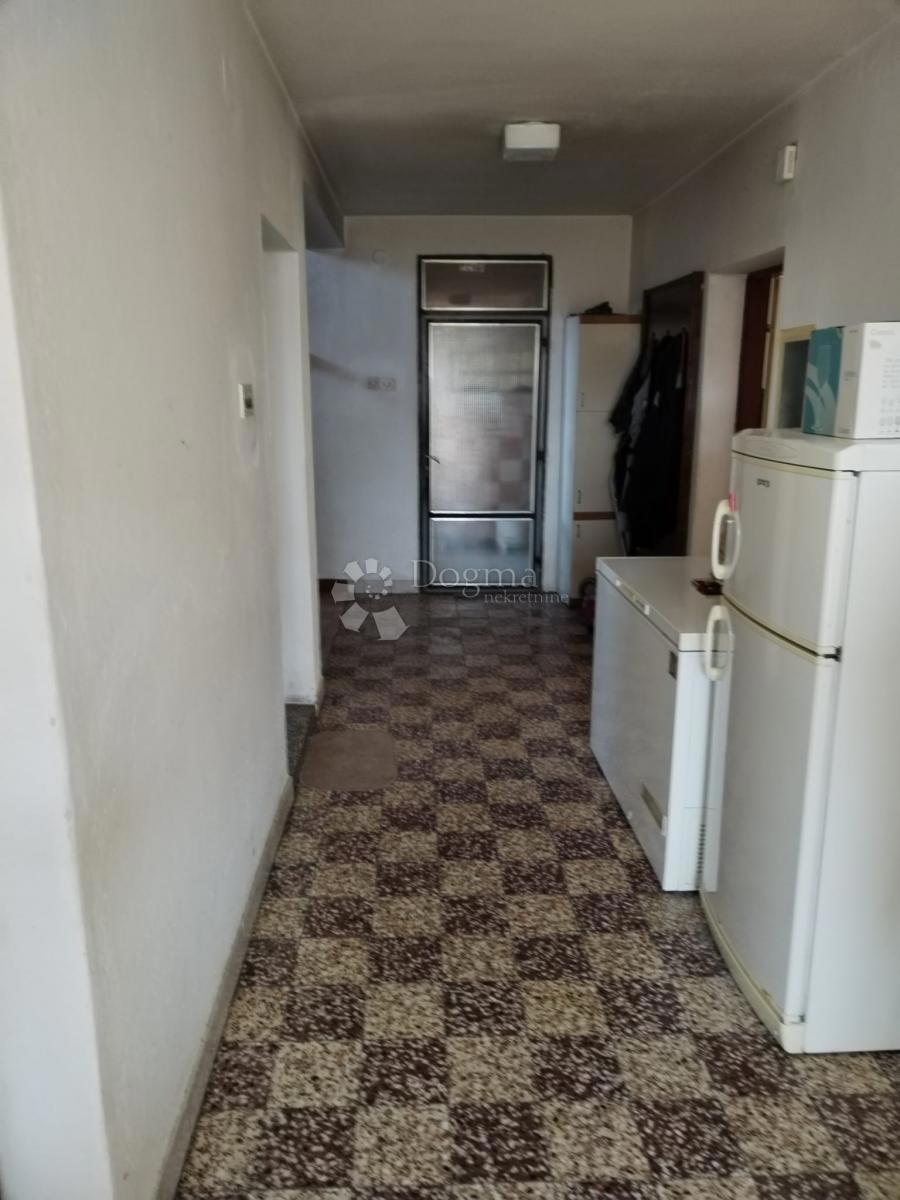 Kuća Na prodaju - KARLOVAČKA KARLOVAC