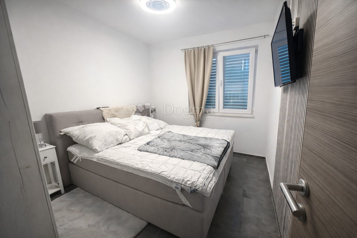 Flat For sale - ŠIBENSKO-KNINSKA VODICE