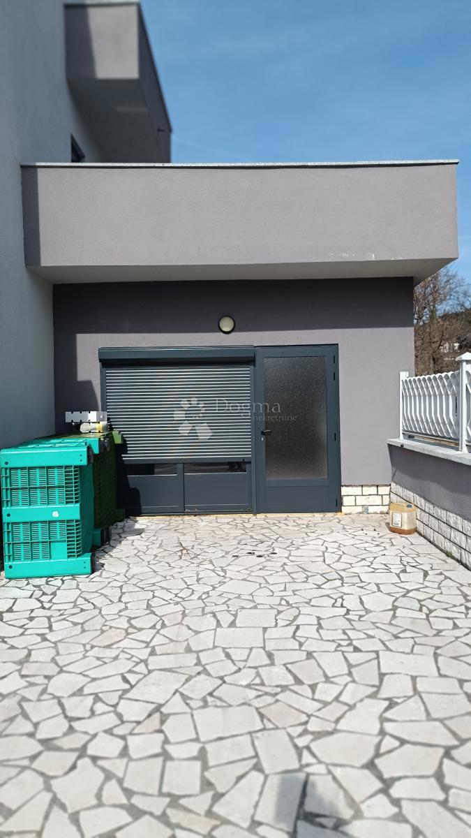 Business premises For rent - PRIMORSKO-GORANSKA ČAVLE