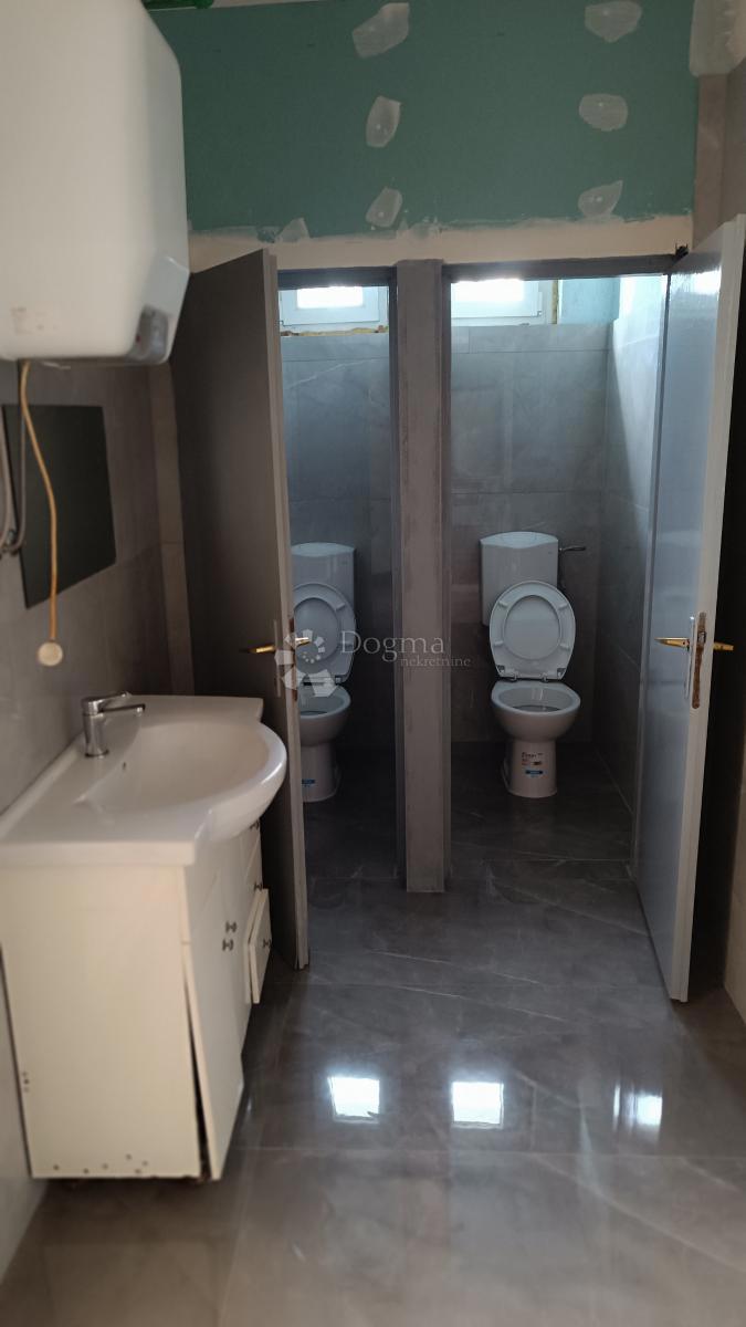 Business premises For rent - PRIMORSKO-GORANSKA ČAVLE
