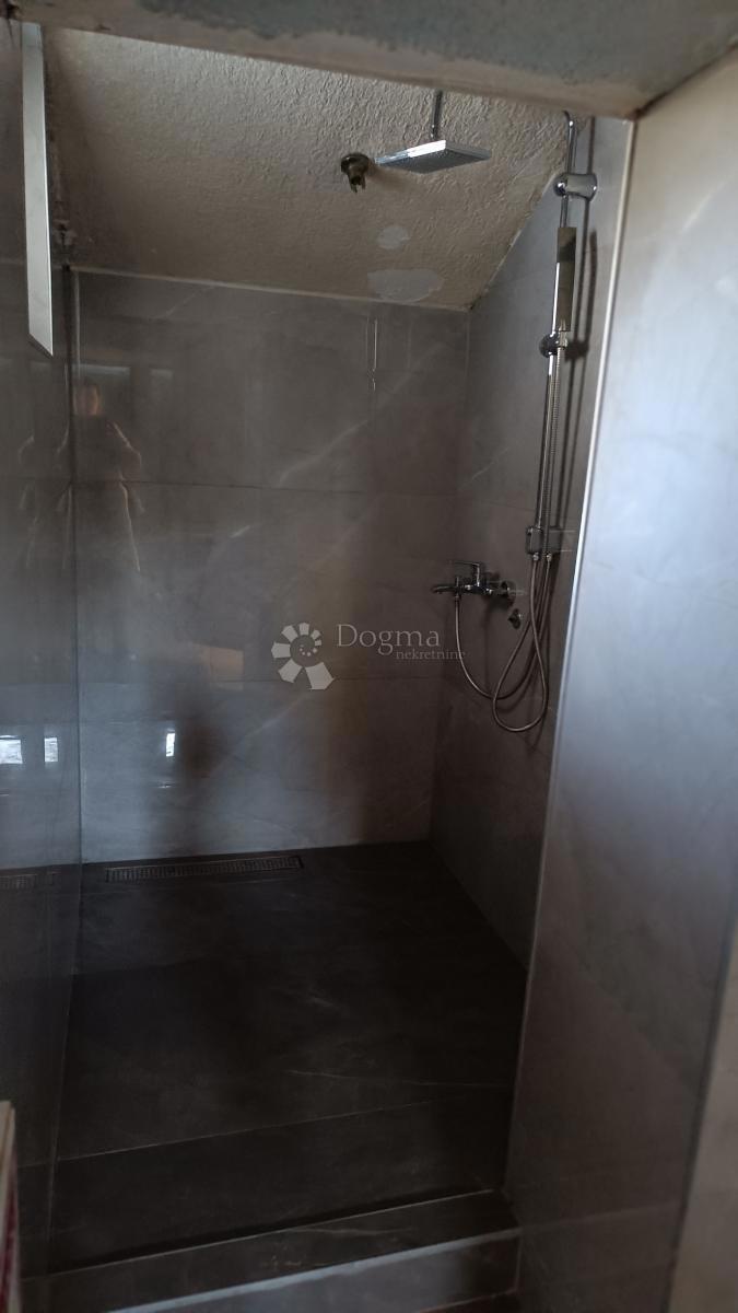 Business premises For rent - PRIMORSKO-GORANSKA ČAVLE