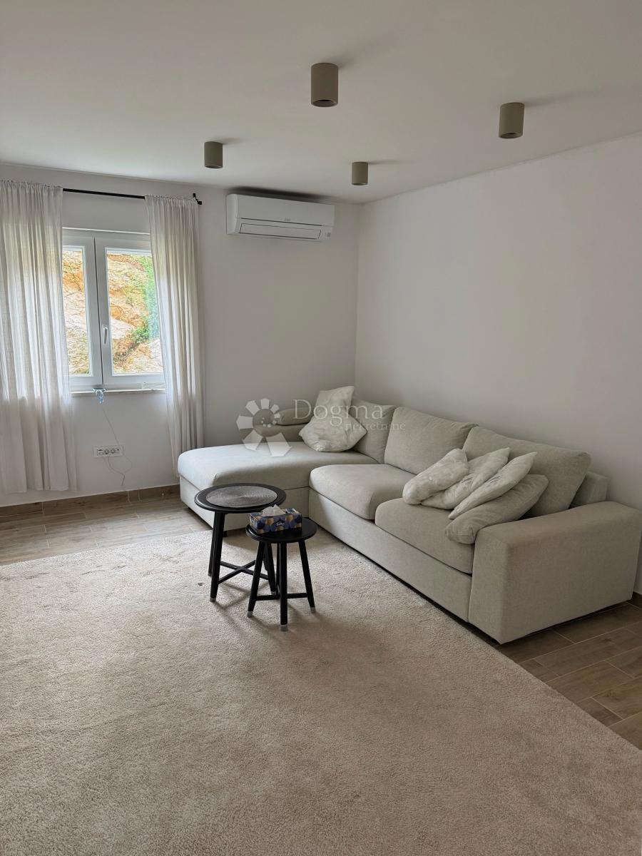 Apartment Zu verkaufen - SPLITSKO-DALMATINSKA VIS