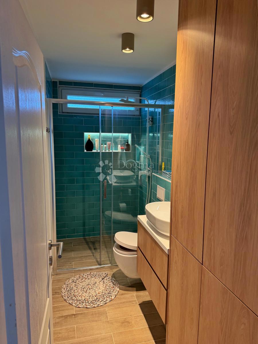 Apartment Zu verkaufen - SPLITSKO-DALMATINSKA VIS