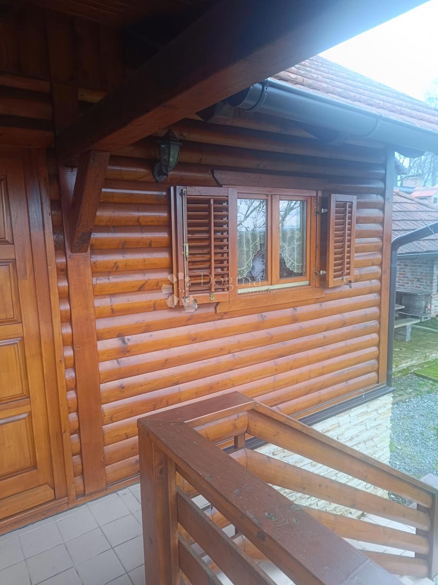 Dom Na predaj - ZAGREBAČKA KLOŠTAR IVANIĆ