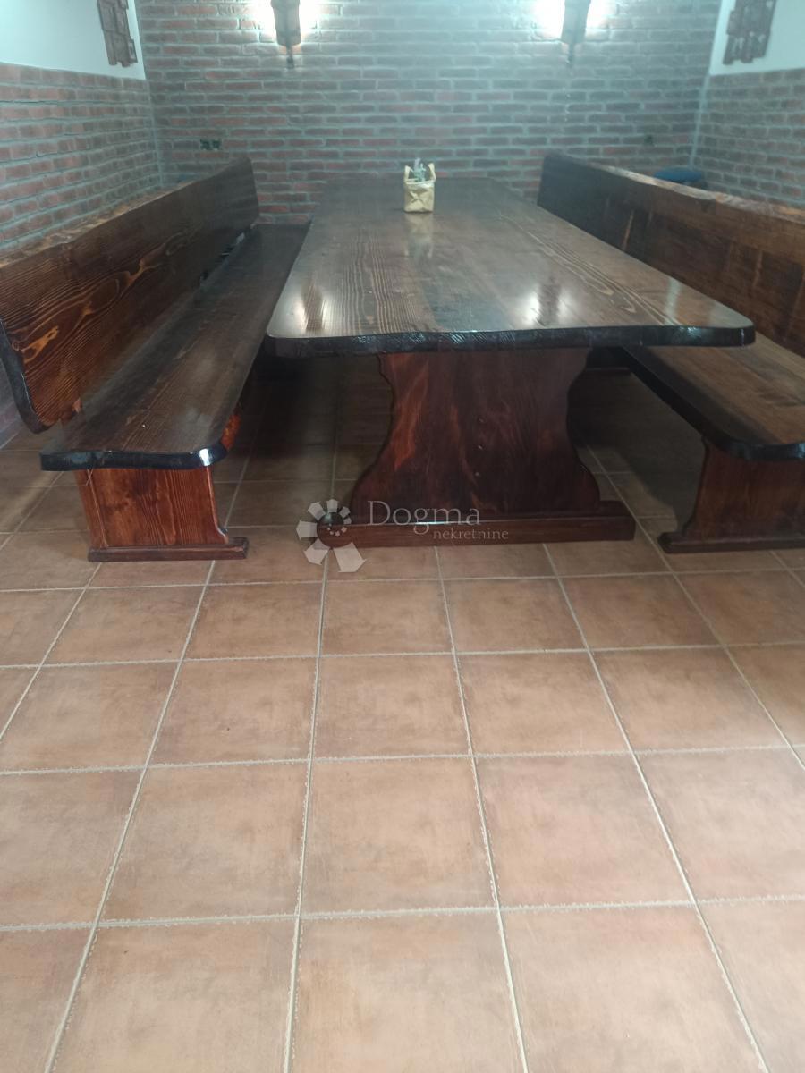 Dom Na predaj - ZAGREBAČKA KLOŠTAR IVANIĆ