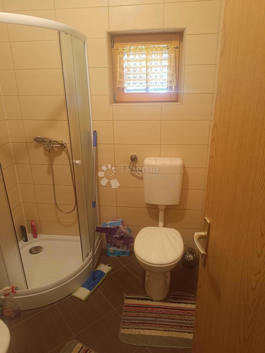 Dom Na predaj - ZAGREBAČKA KLOŠTAR IVANIĆ