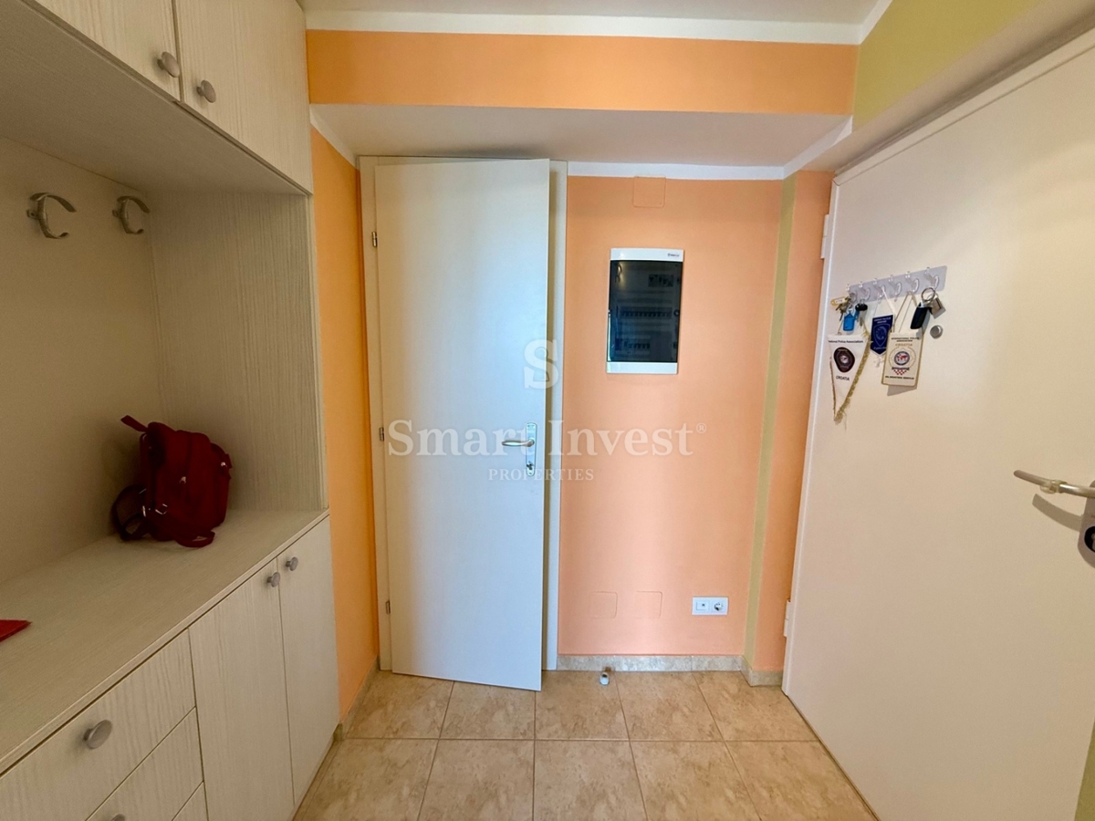 Apartment Zu verkaufen - PRIMORSKO-GORANSKA LOVRAN