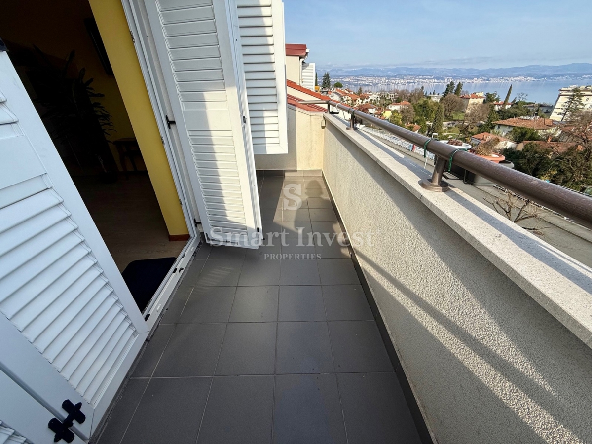 Apartment Zu verkaufen - PRIMORSKO-GORANSKA LOVRAN