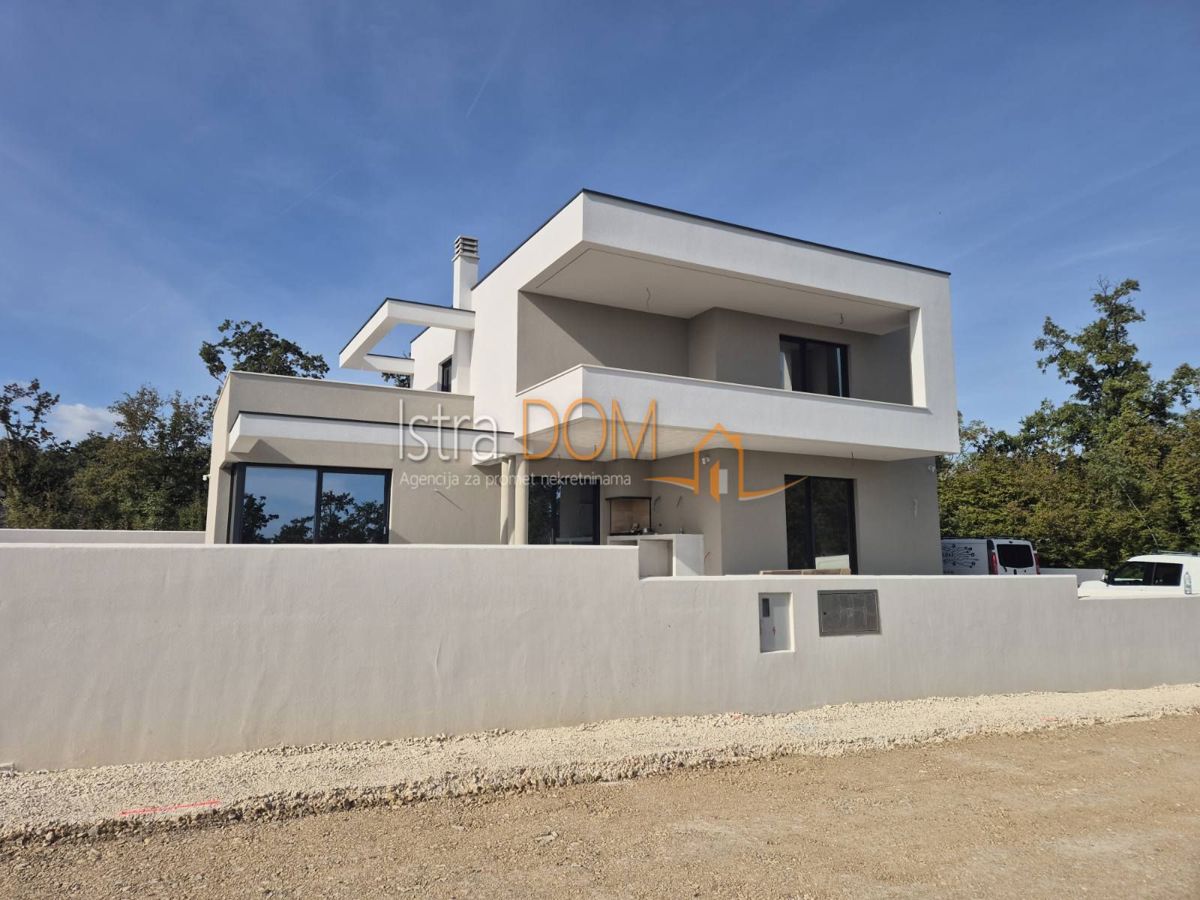 House For sale - Istarska Marčana - foto 1/8