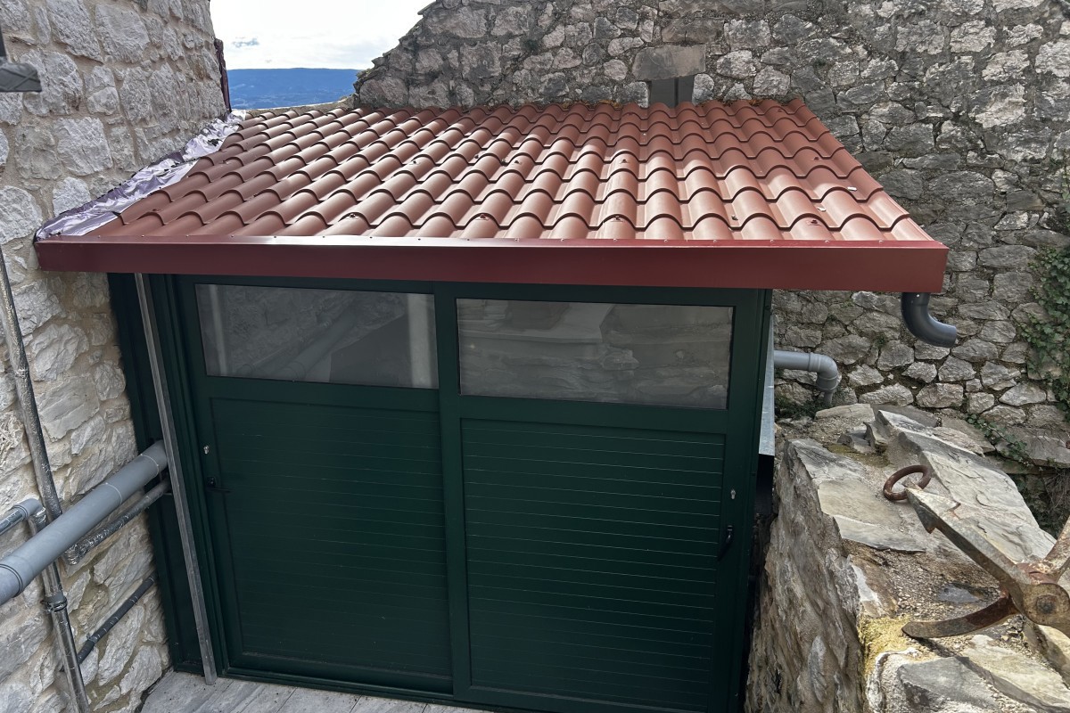 Kuća Na prodaju - SPLITSKO-DALMATINSKA OMIŠ
