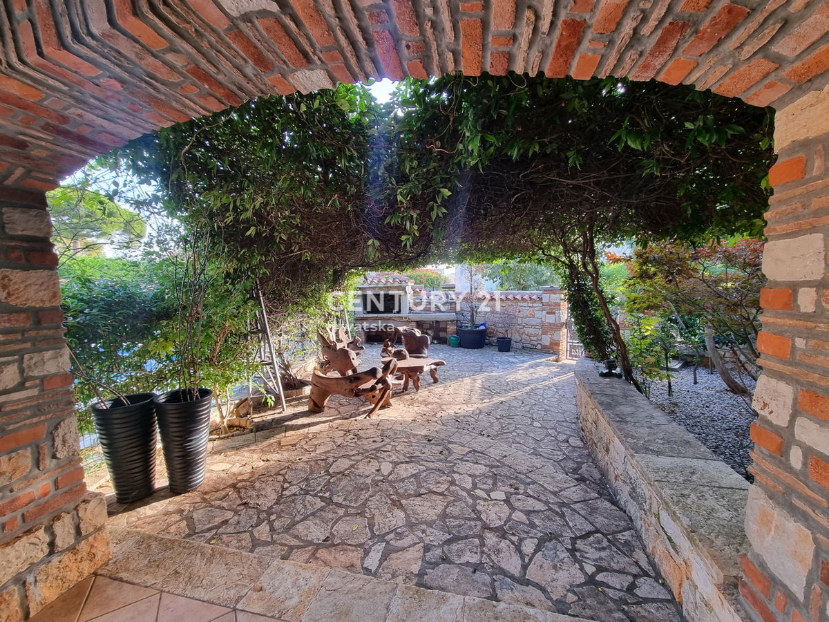 Hiša Na predaj - Istarska Kaštelir - foto 5/49