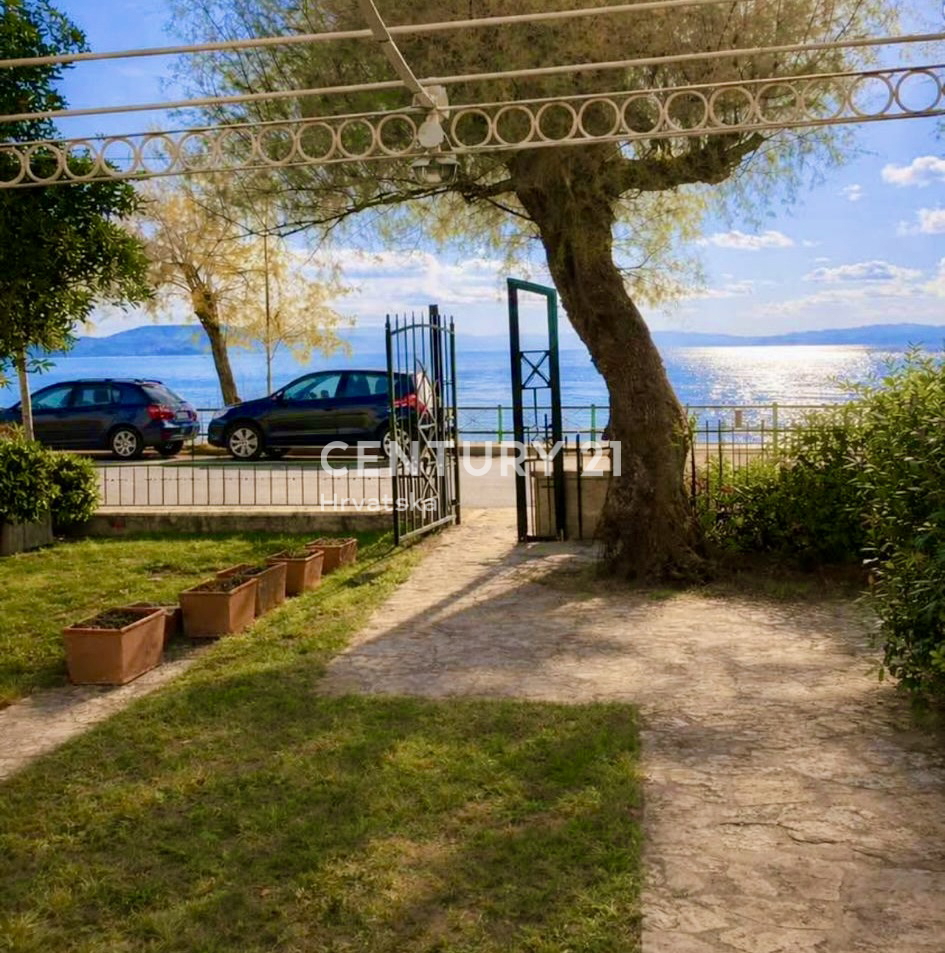 House For sale - Istarska Novigrad - foto 1/6