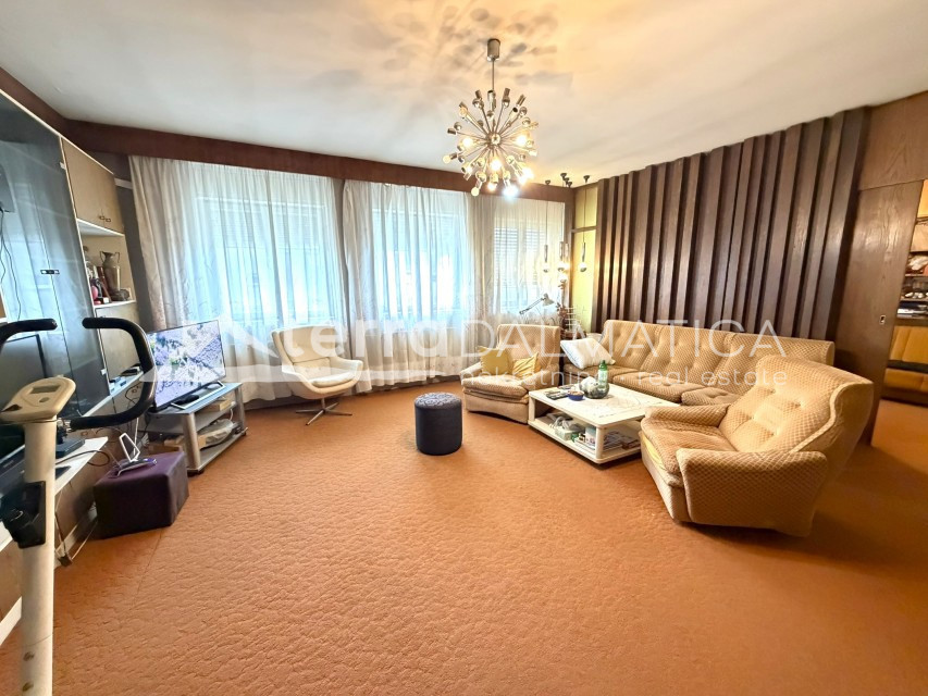 Apartment Zu verkaufen - ŠIBENSKO-KNINSKA ŠIBENIK