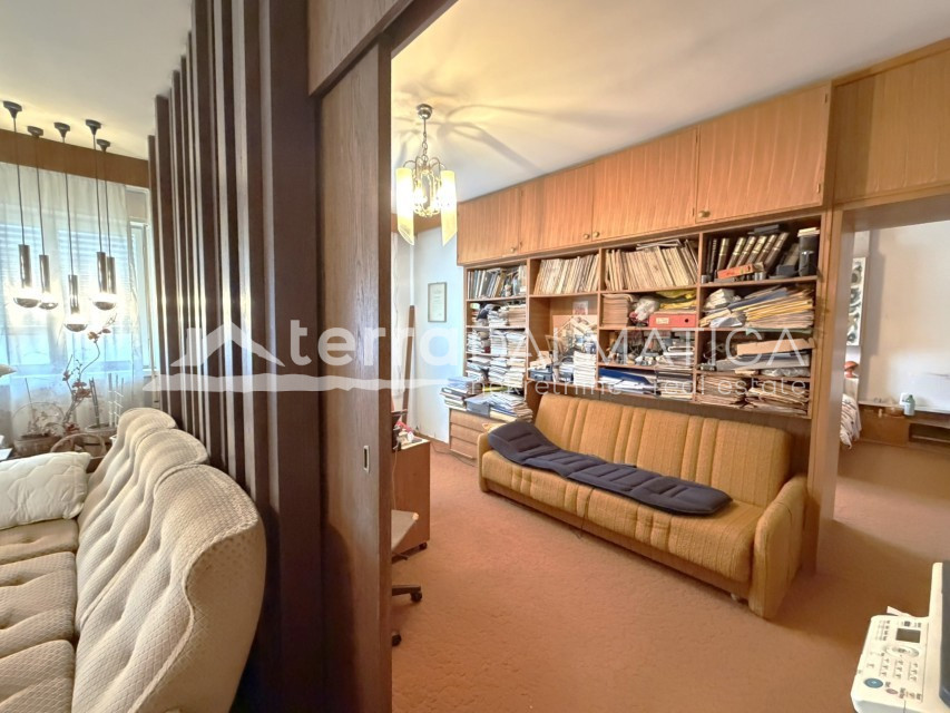 Apartment Zu verkaufen - ŠIBENSKO-KNINSKA ŠIBENIK