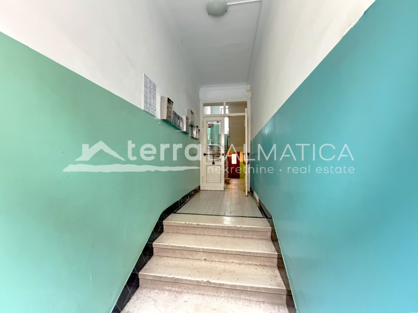 Apartment Zu verkaufen - šibensko-kninska šibenik - foto 2/19