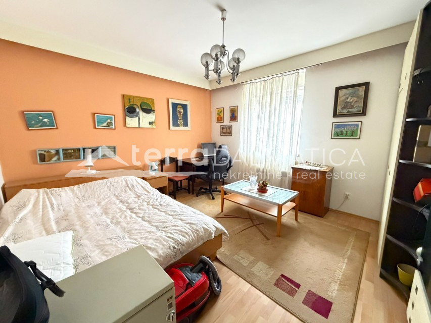 Apartment Zu verkaufen - ŠIBENSKO-KNINSKA ŠIBENIK