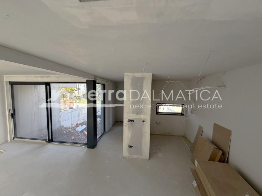 Maison À vendre - ŠIBENSKO-KNINSKA TRIBUNJ