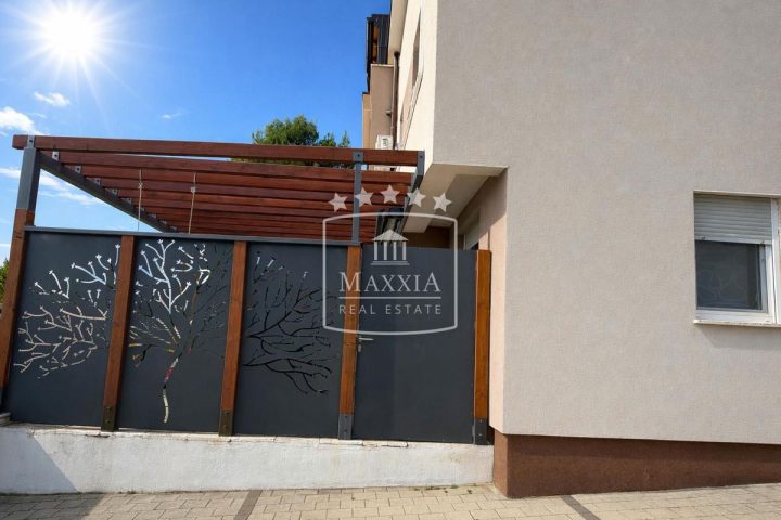 Haus Zu verkaufen - Zadarska Starigrad - foto 2/15