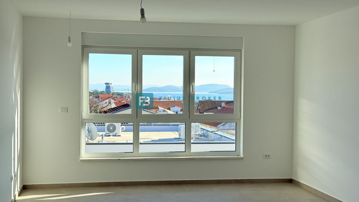 Apartment Zu verkaufen - ŠIBENSKO-KNINSKA VODICE