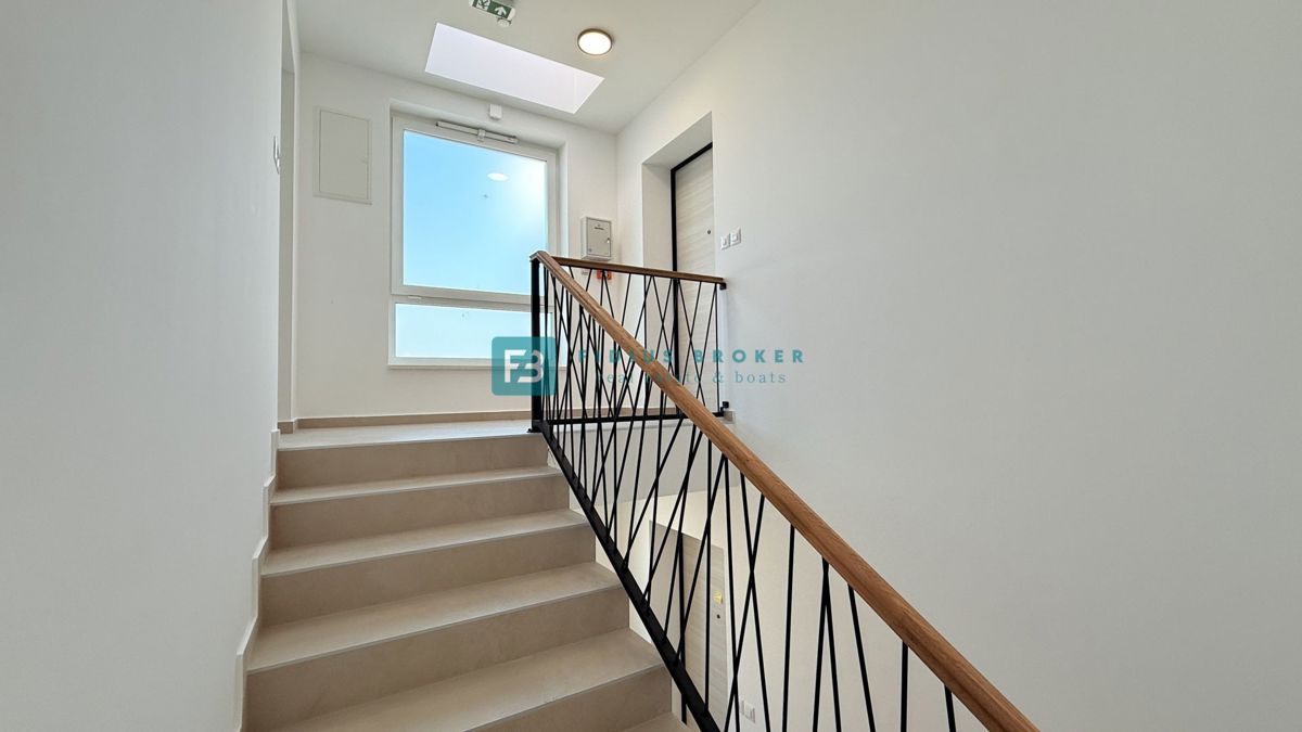 Apartment Zu verkaufen - ŠIBENSKO-KNINSKA VODICE