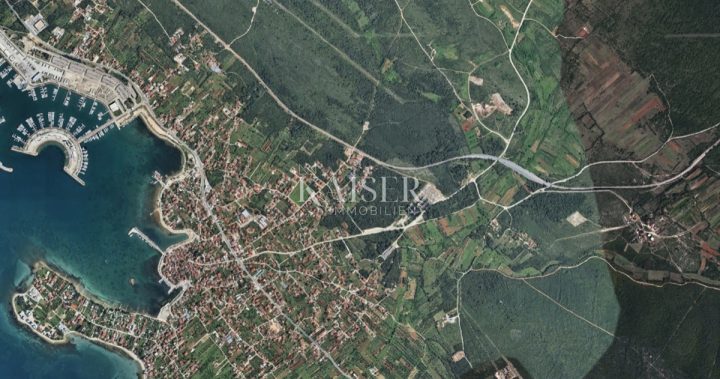 Pozemek na prodej 220 m² – Sukošan