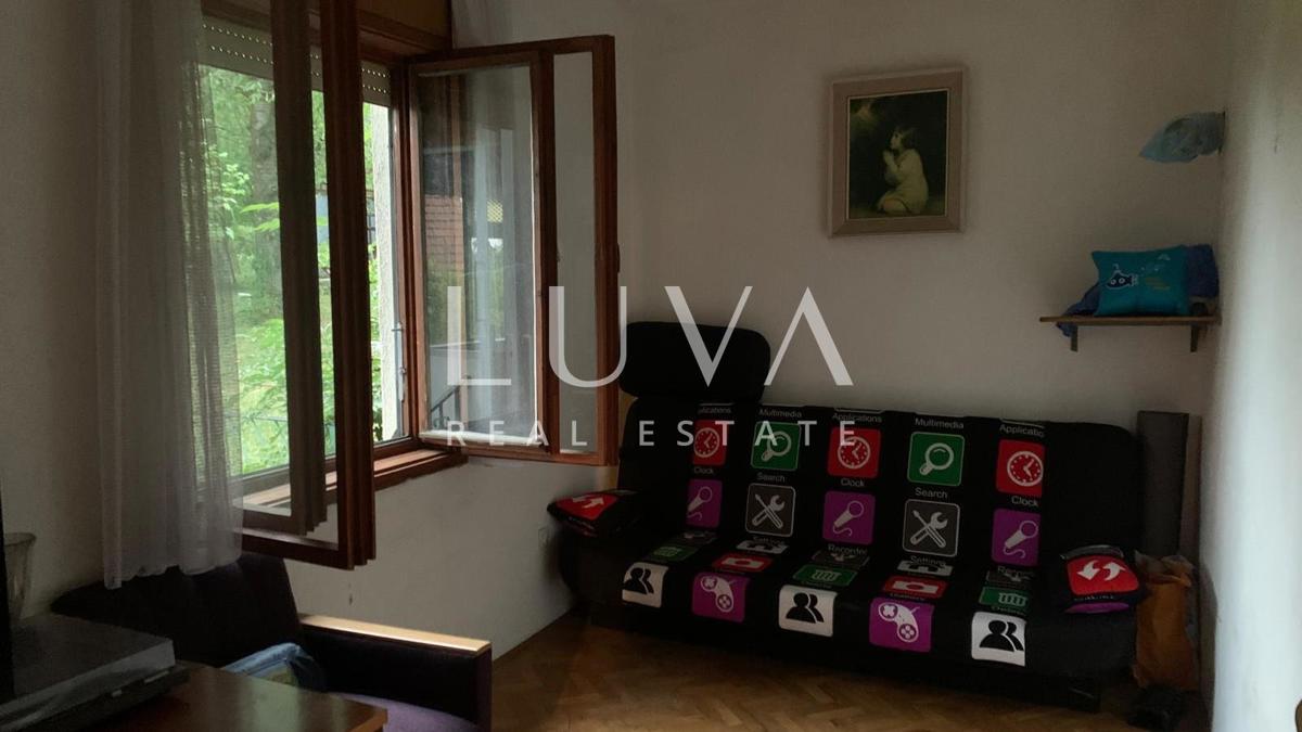 Casa In vendita - ZAGREBAČKA KLINČA SELA
